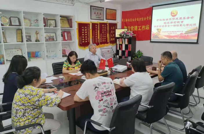 1626146045736122.jpg 7111626146039_.pic_hd.jpg